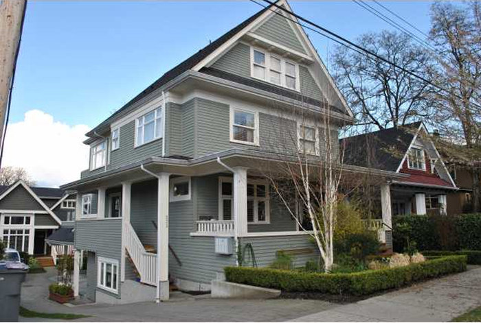 237 W 11th