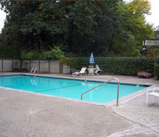 Photo 9 Arbutus Village photo 9