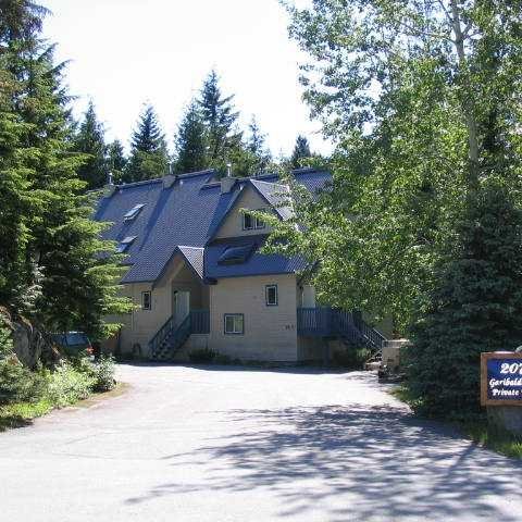 Photo 3 — click to view Wayside Condominiums photo 3