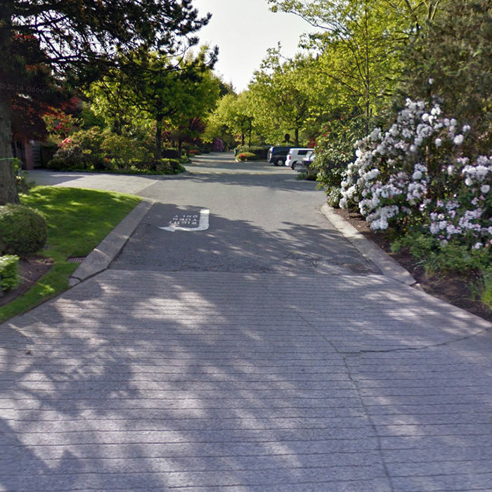 Photo 3 Arbutus Village photo 3