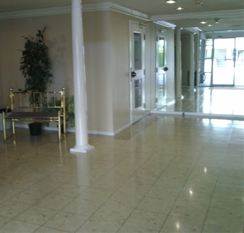 Photo 3 Carmel Pointe photo 3