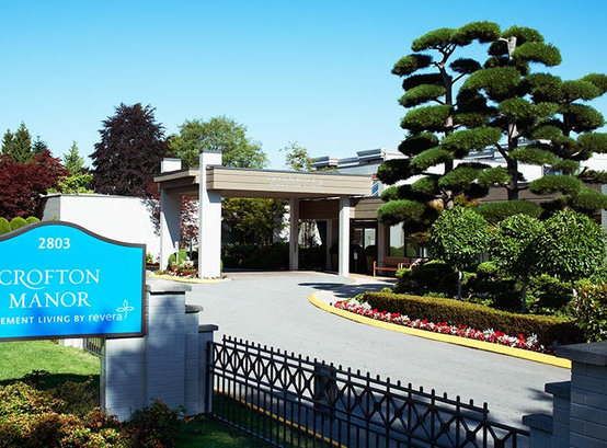 Crofton Manor photo 2