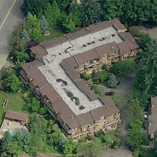 Deerwood Court photo 4