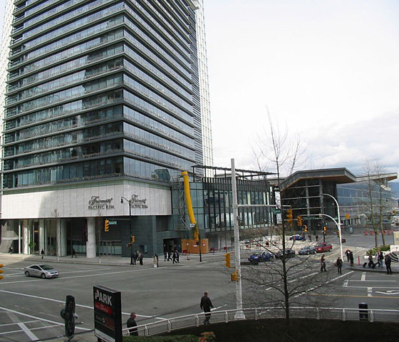 Photo 12 — click to view Fairmont Pacific Rim photo 12