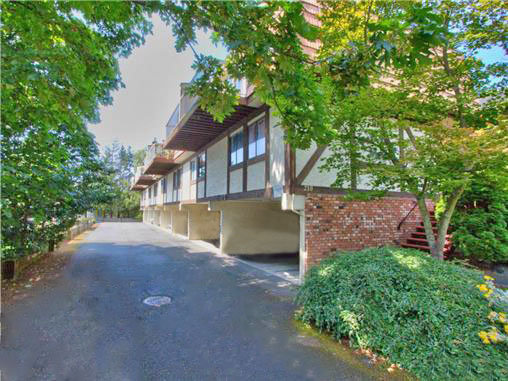 Photo 1 Park Lane Mews photo 1