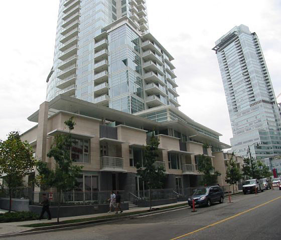Photo 11 — click to view Two Harbour Green photo 11