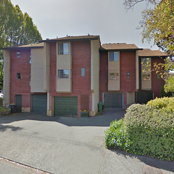 970 Southgate photo 5