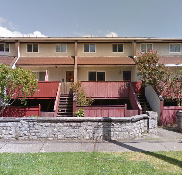 954 Queens