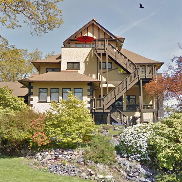 Bowser Manor photo 3
