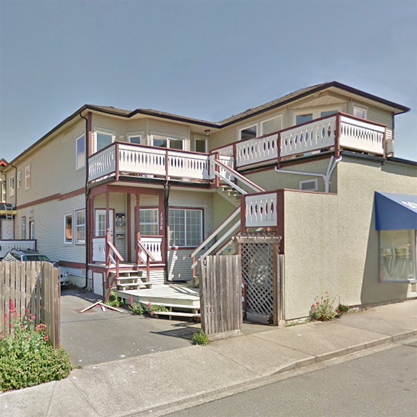 1358 Gladstone photo 3