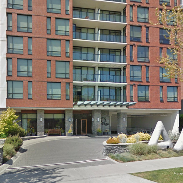 Photo 2 The Oswego Hotel photo 2