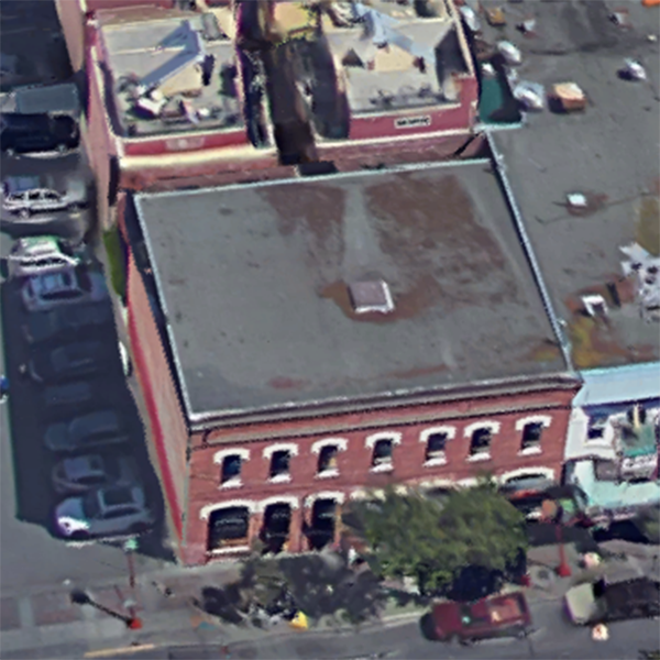 Photo 4 — click to view 532 Fisgard photo 4