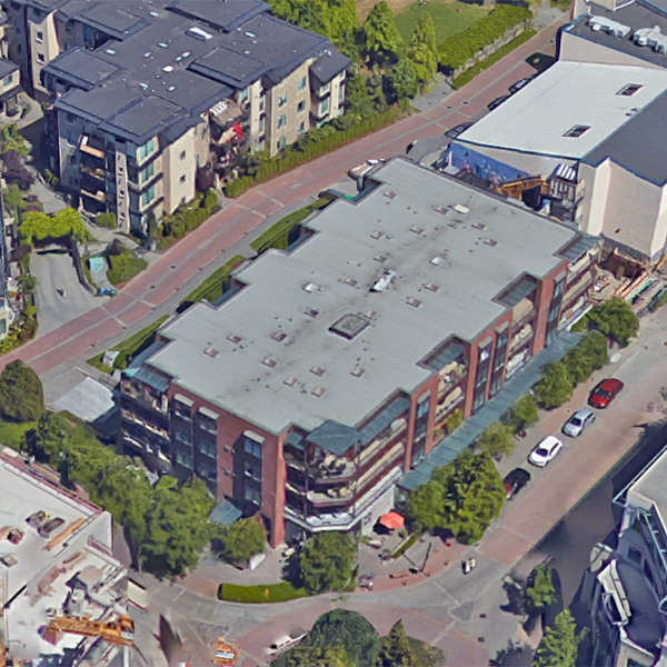 Photo 5 — click to view South Circle photo 5
