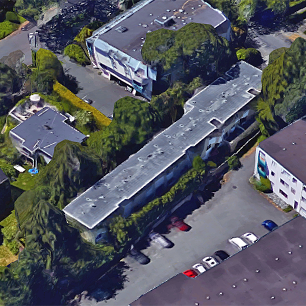 Photo 2 — click to view Lonsdale Court photo 2