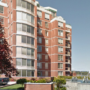 Photo 5 — click to view Harbourside photo 5