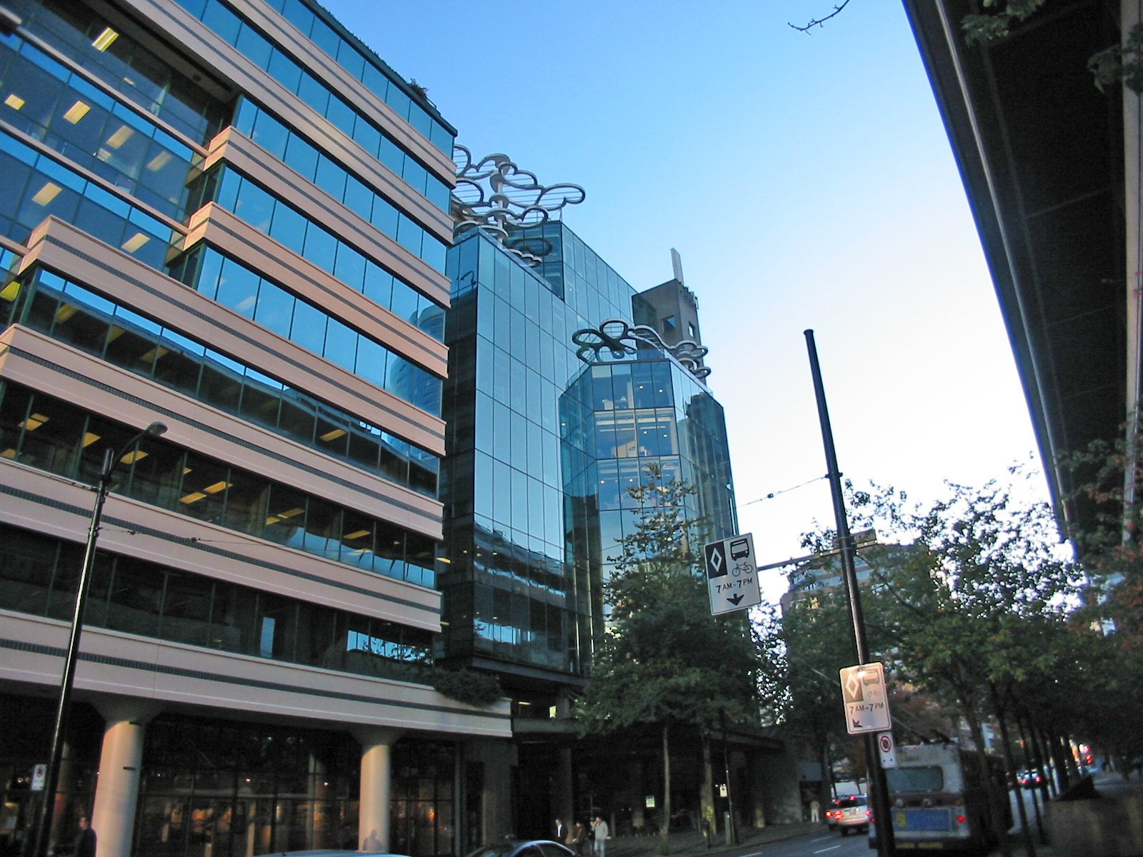 Photo 6 938 Howe - Strata Office Building photo 6