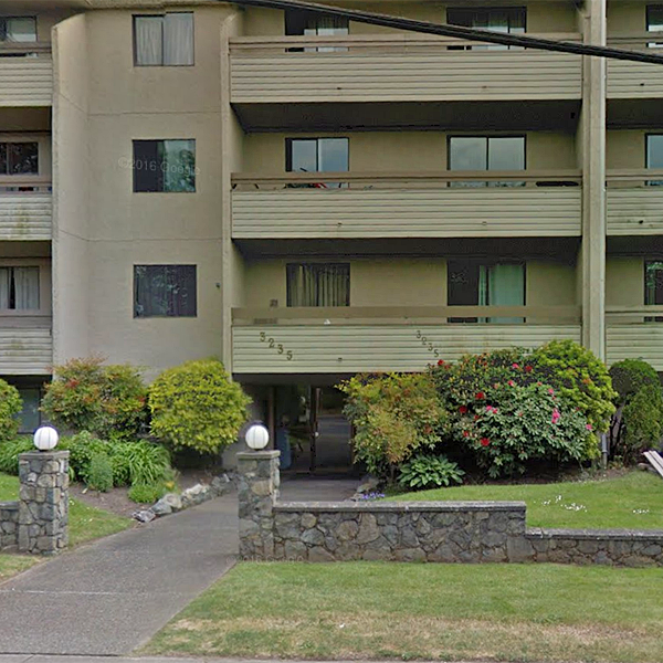 Photo 2 Mayfair Place photo 2