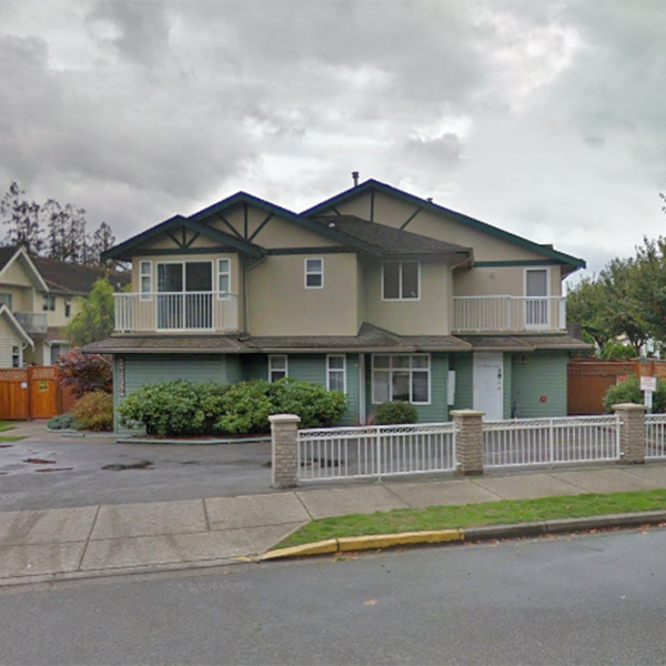 Photo 1 — click to view Tudor Place photo 1