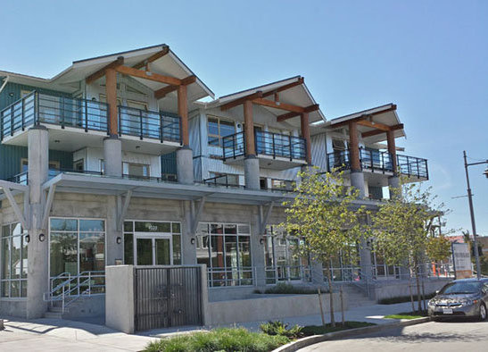 Waterfront Residences photo 2