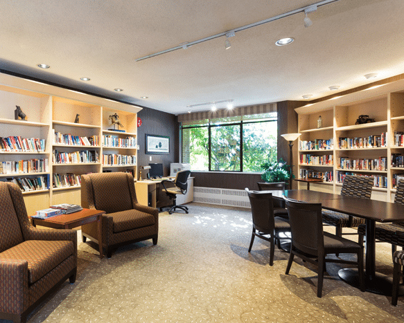 Photo 10 — click to view Amica at Arbutus Manor photo 10