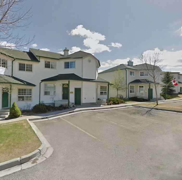 Photo 1 — click to view Mcgill Village photo 1