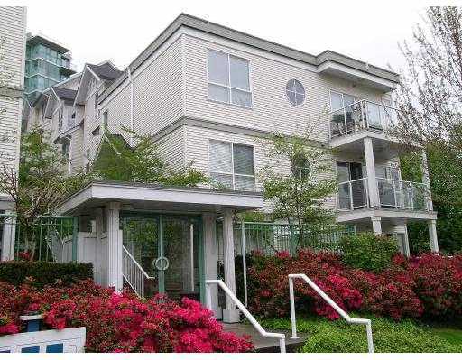 Riverside Gardens photo 2