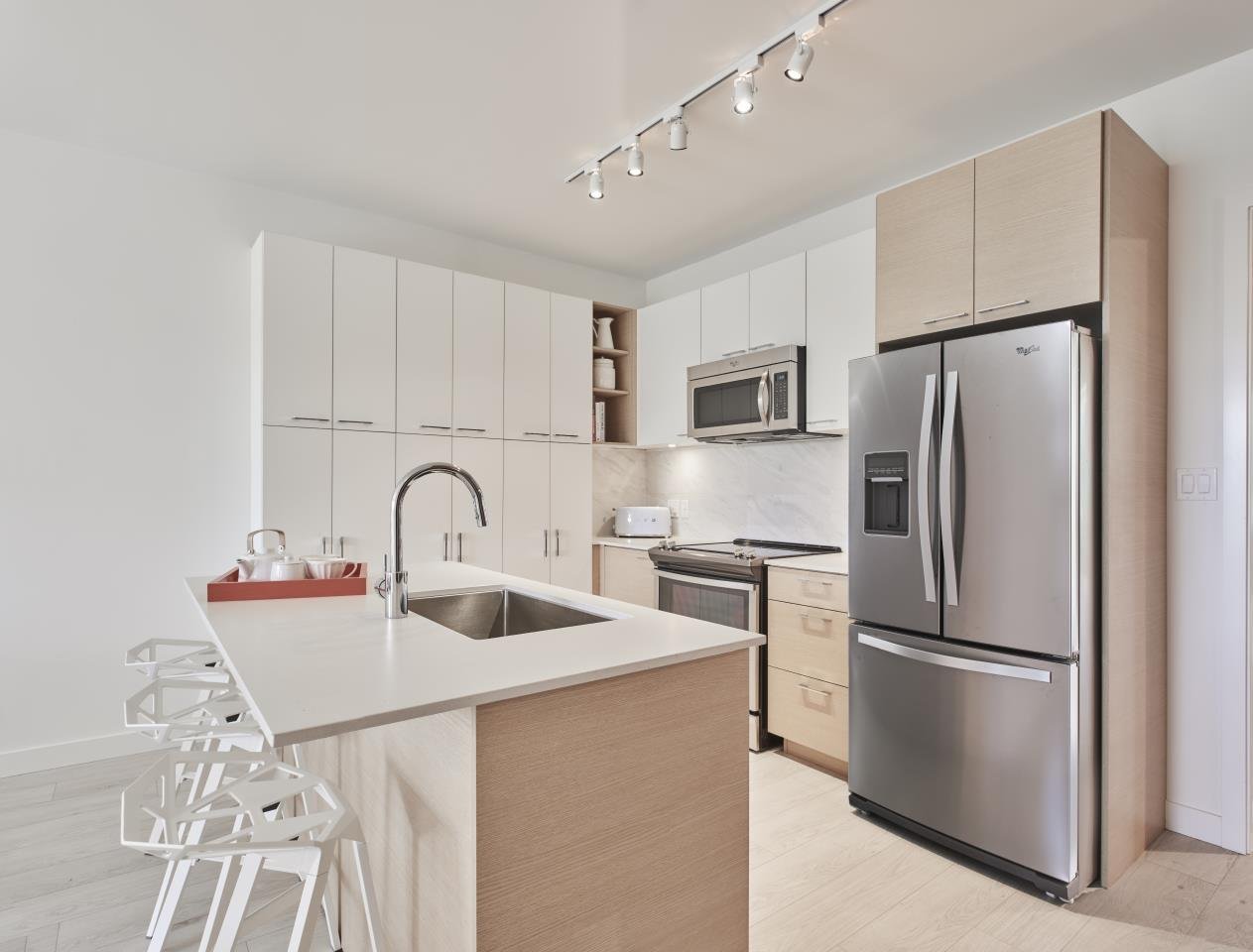HQ - Dwell photo 6