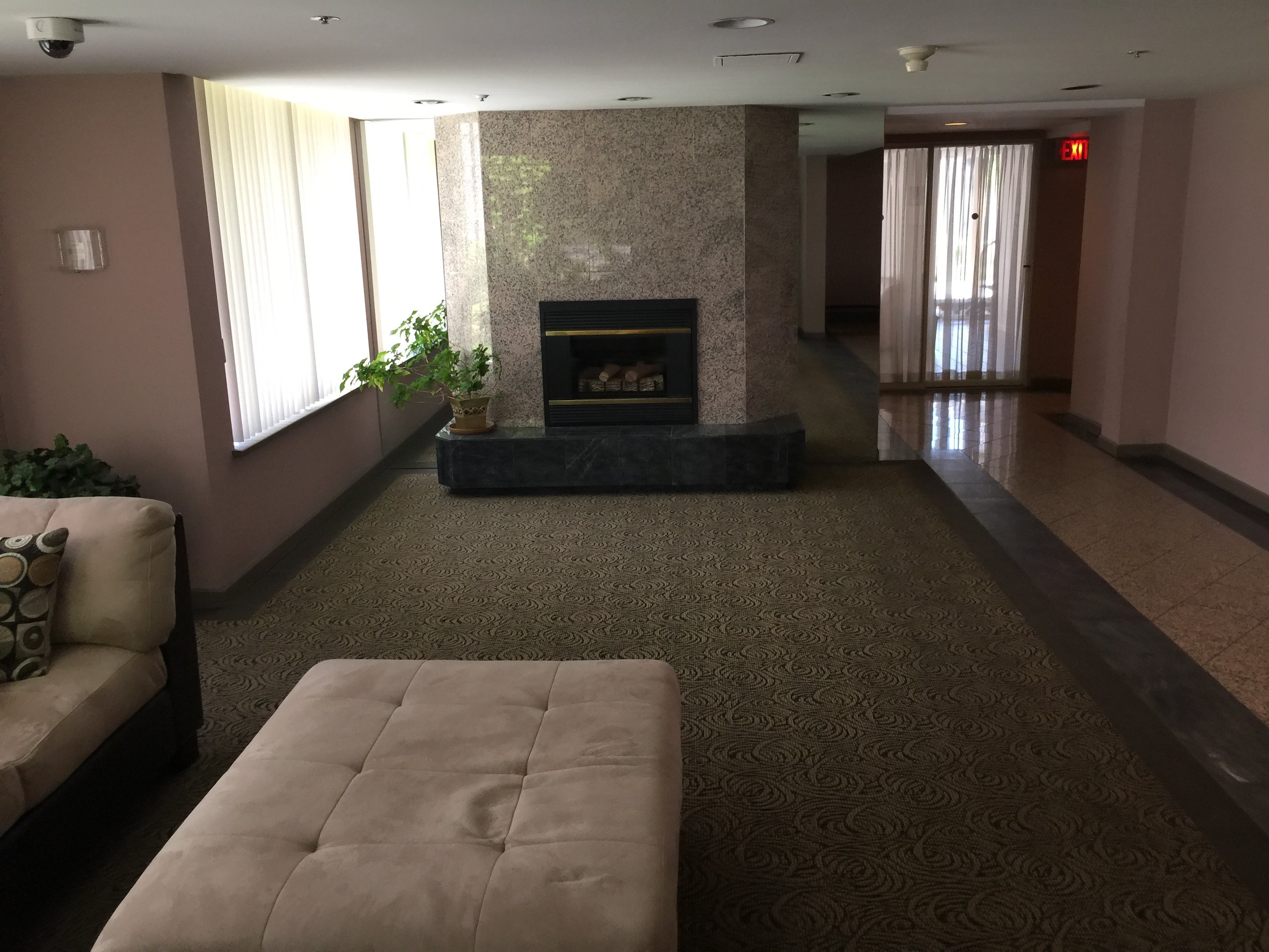 Photo 11 — click to view Harwood House photo 11