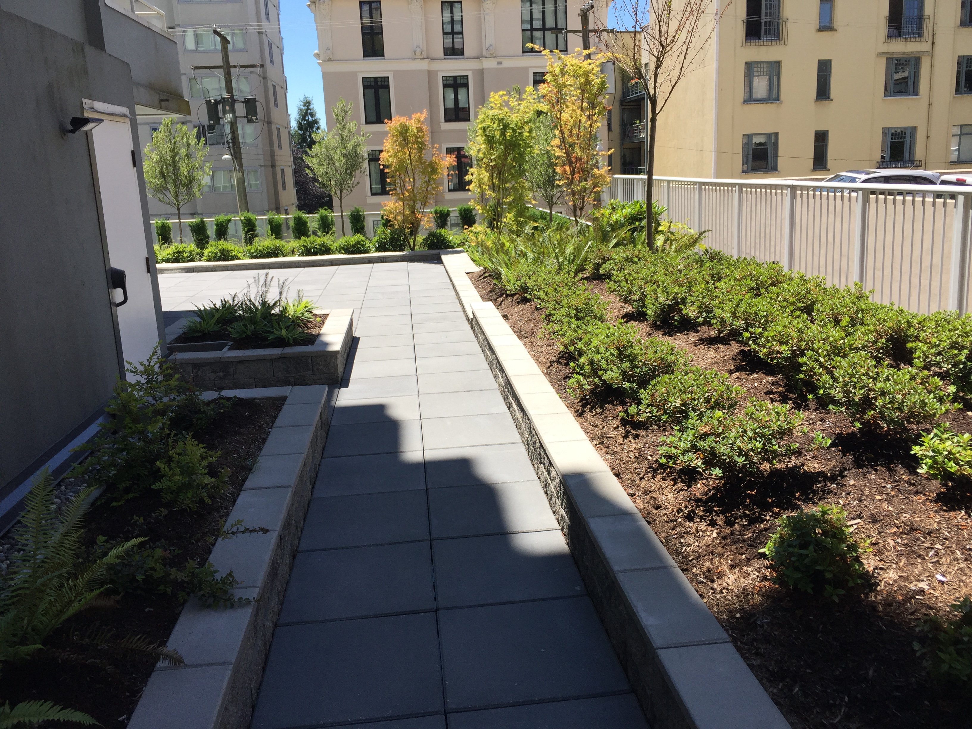 Photo 15 — click to view Harwood House photo 15