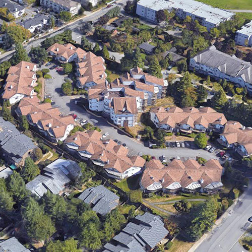 Glendale Village photo 8