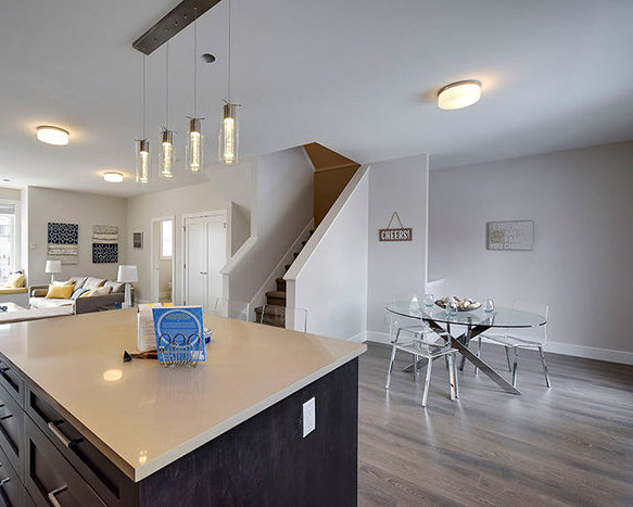 Photo 11 — click to view Mount Waddington Estates photo 11