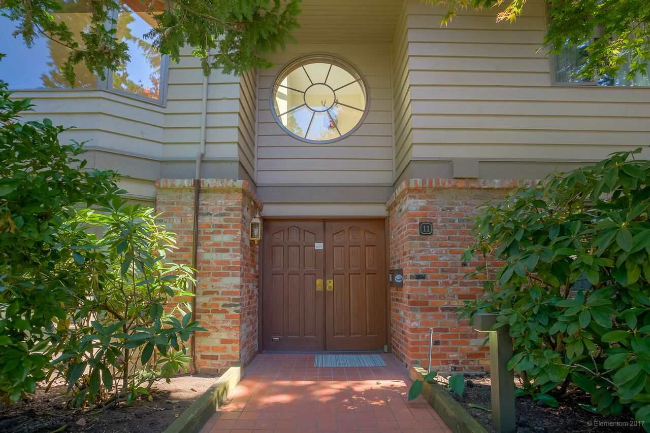 Photo 7 — click to view Shaughnessy Place I - Condos photo 7