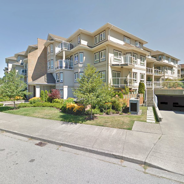 Sterling Court photo 3