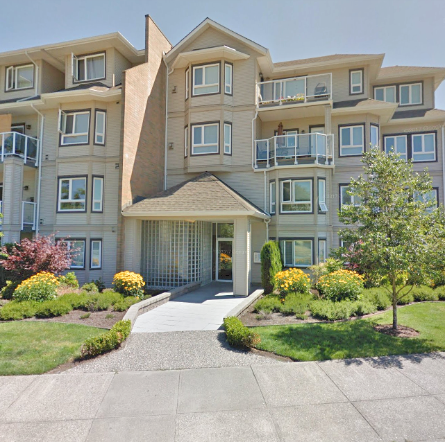 Sterling Court