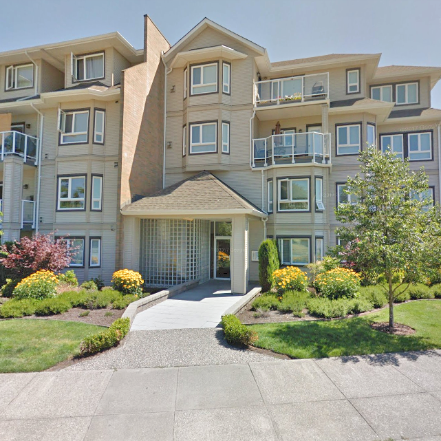 Sterling Court