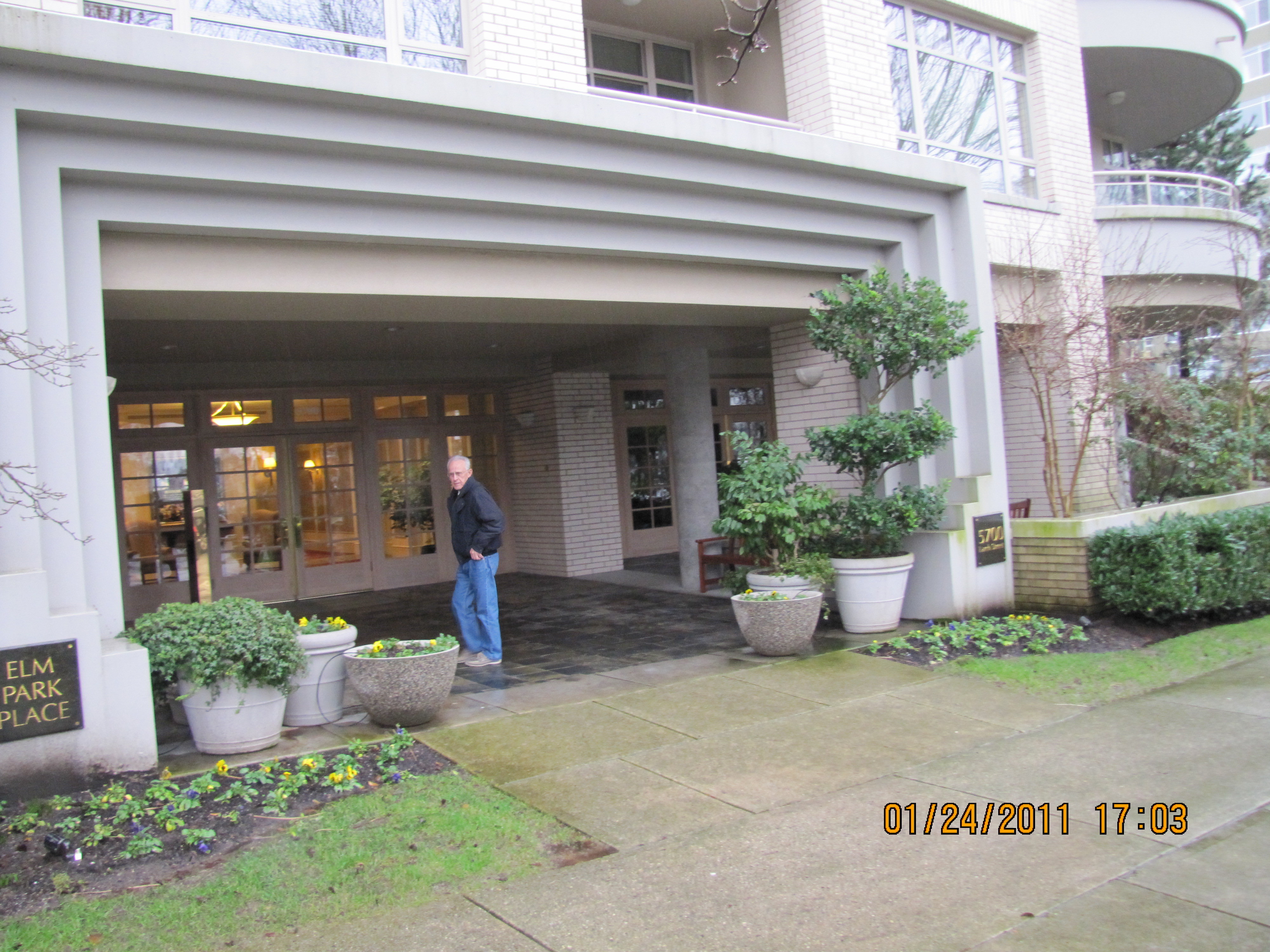 Elm Park Place photo 5