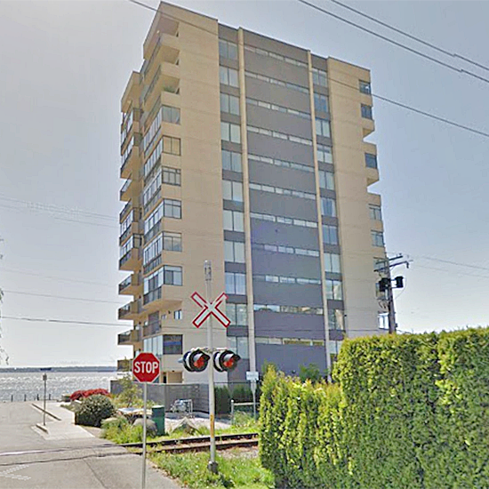Seawalk Place photo 3