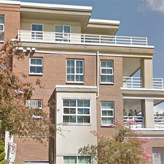 Photo 5 — click to view The Brownstone photo 5