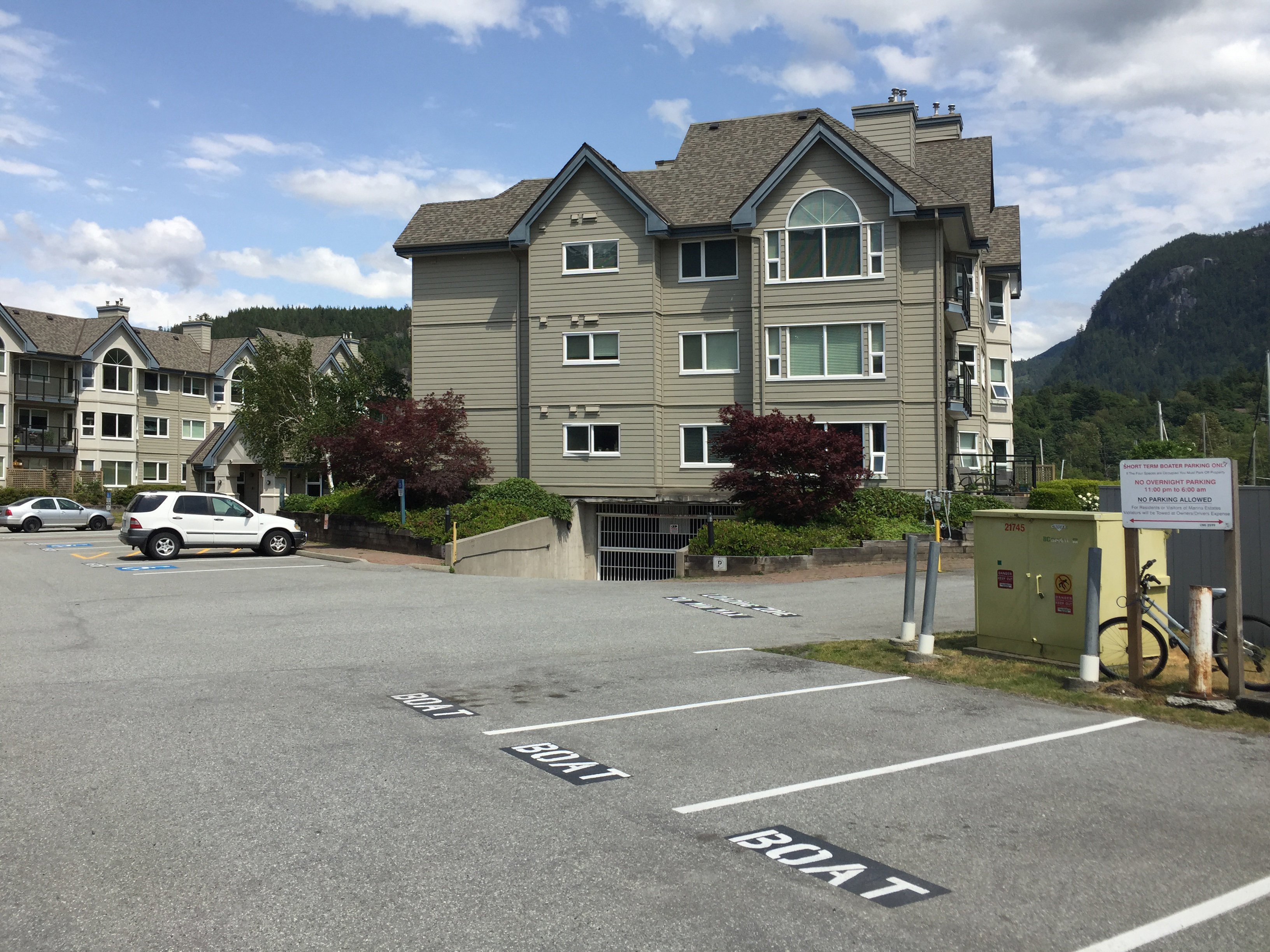 Marina Estates photo 18