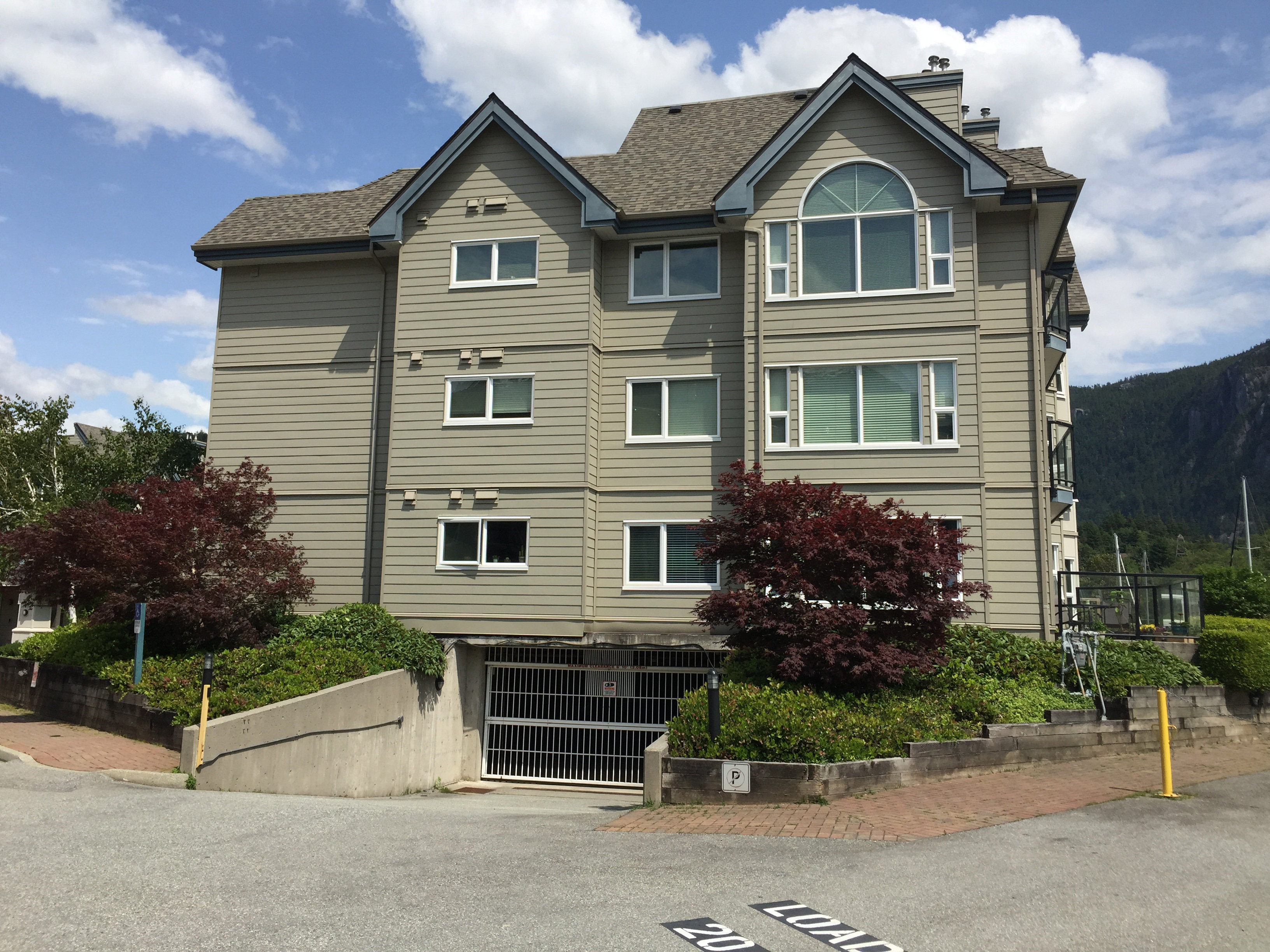 Marina Estates photo 16