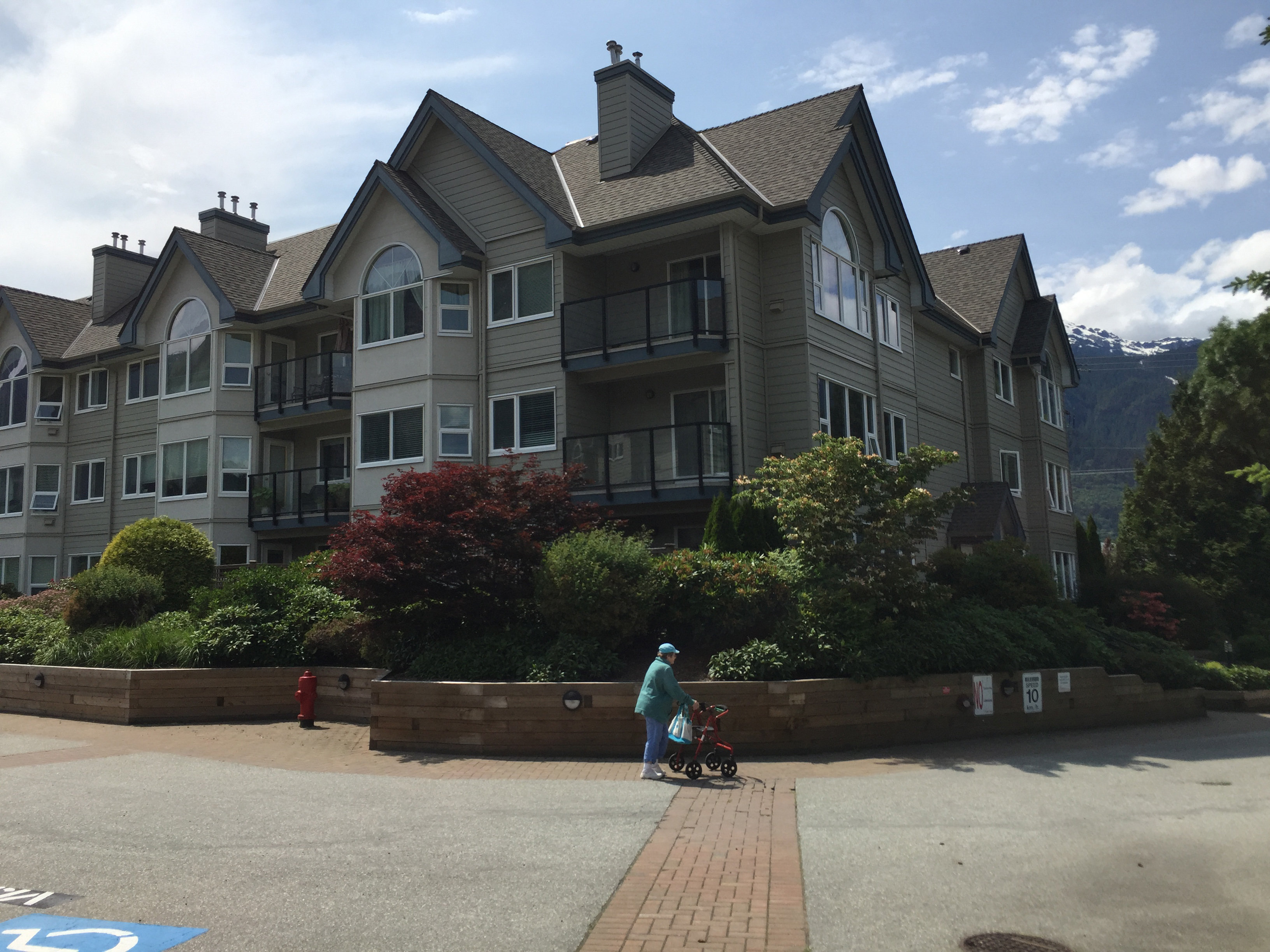 Marina Estates photo 17