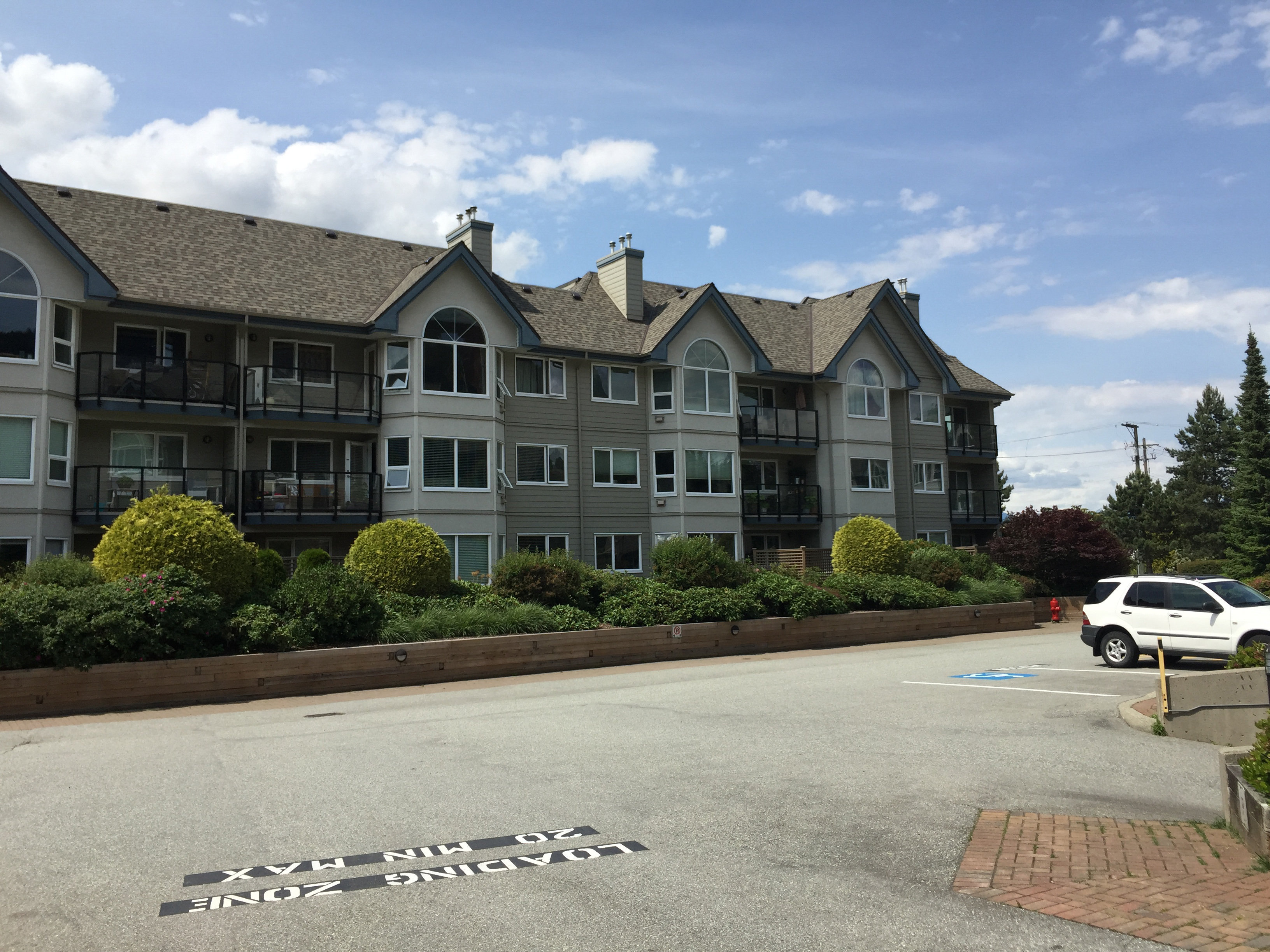 Marina Estates photo 5