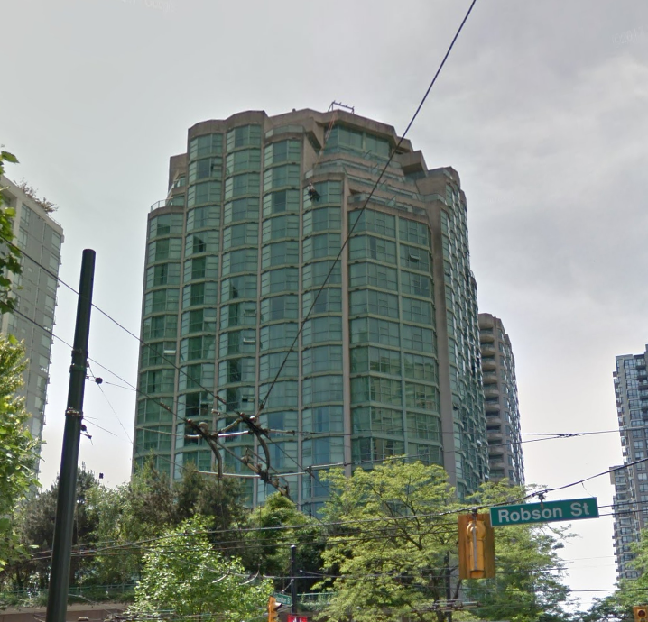 Rosedale On Robson Suite Hotel photo 5