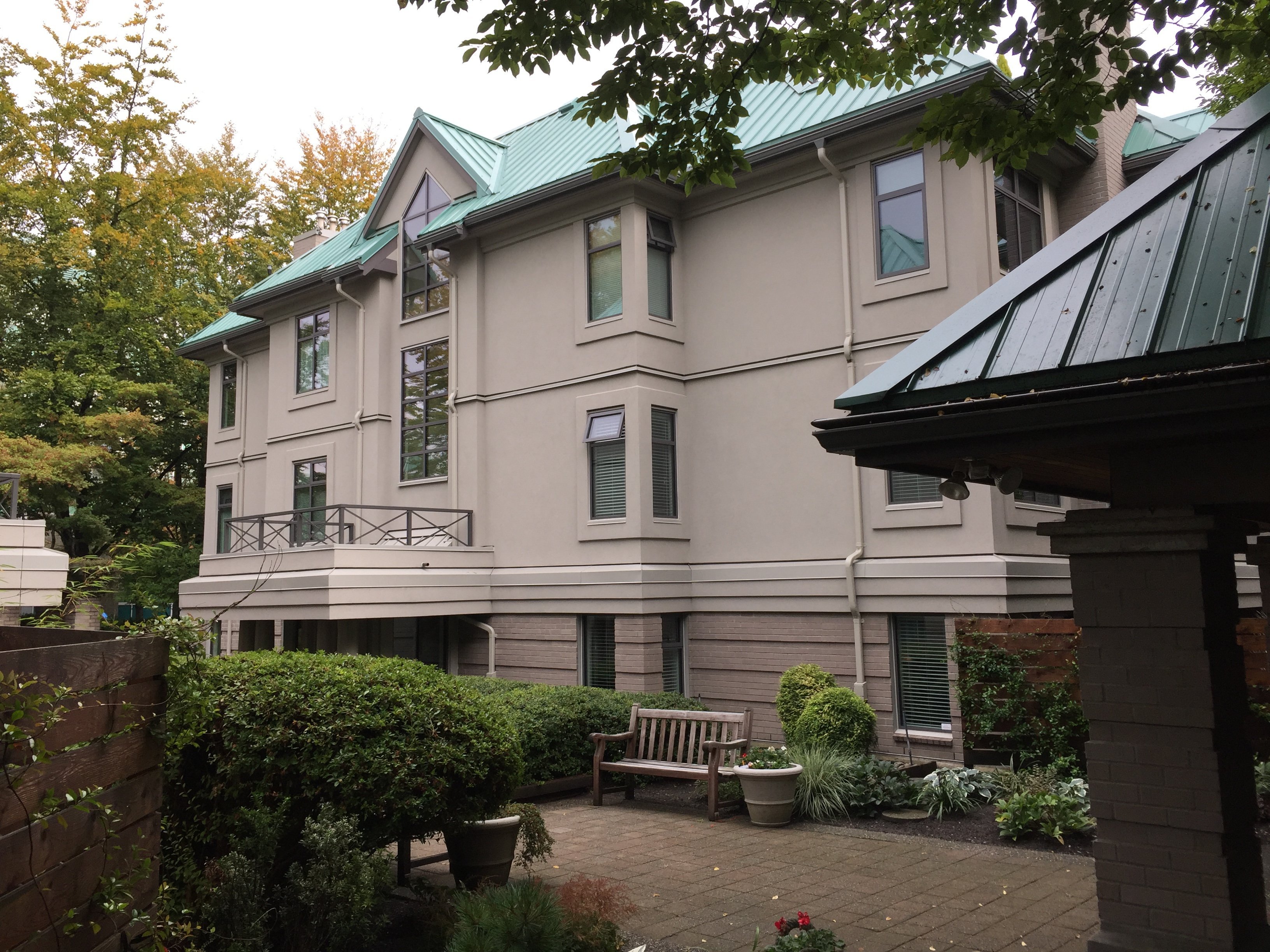 Photo 17 Connaught Gardens photo 17