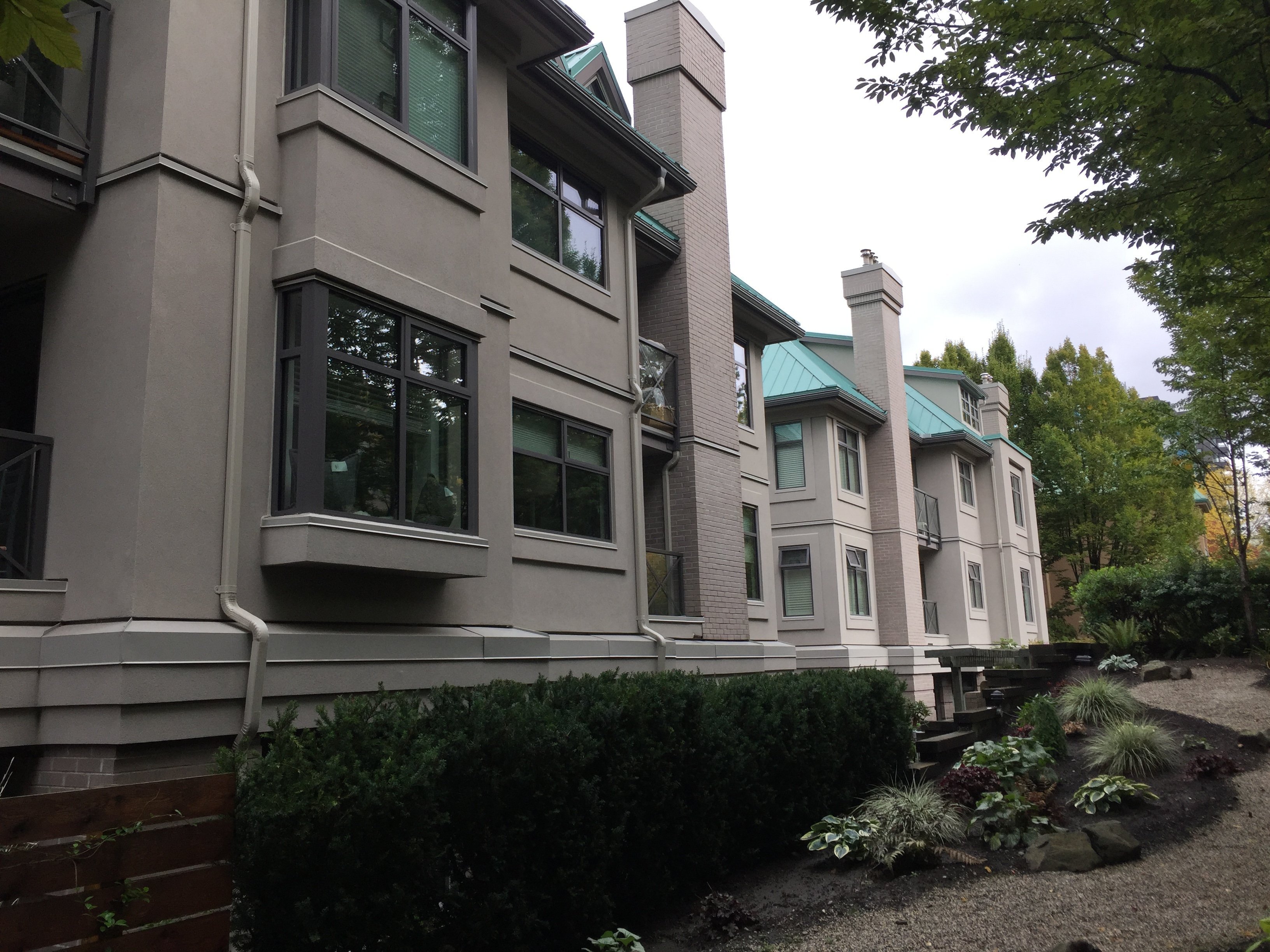 Photo 13 Connaught Gardens photo 13