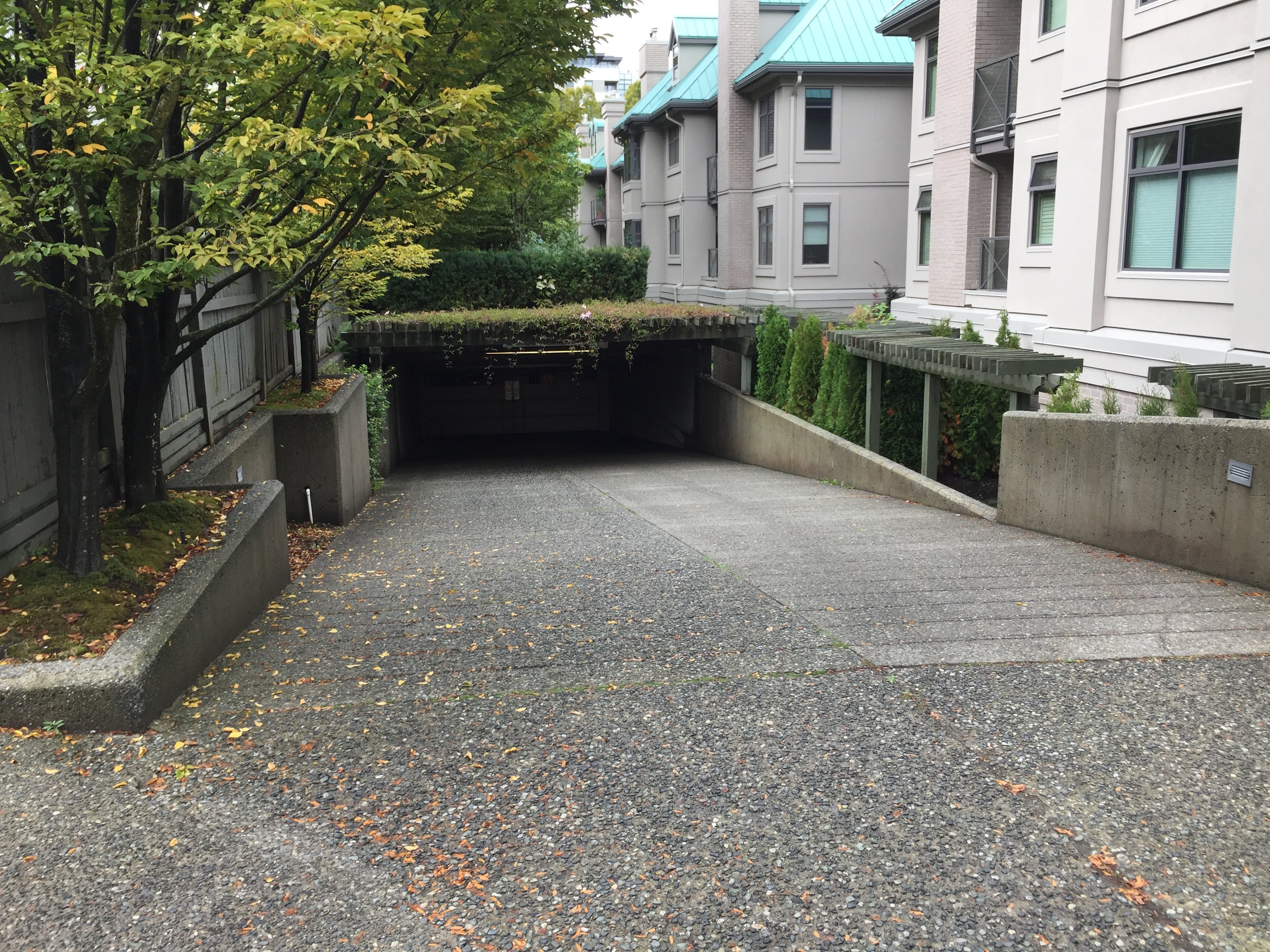 Photo 12 Connaught Gardens photo 12