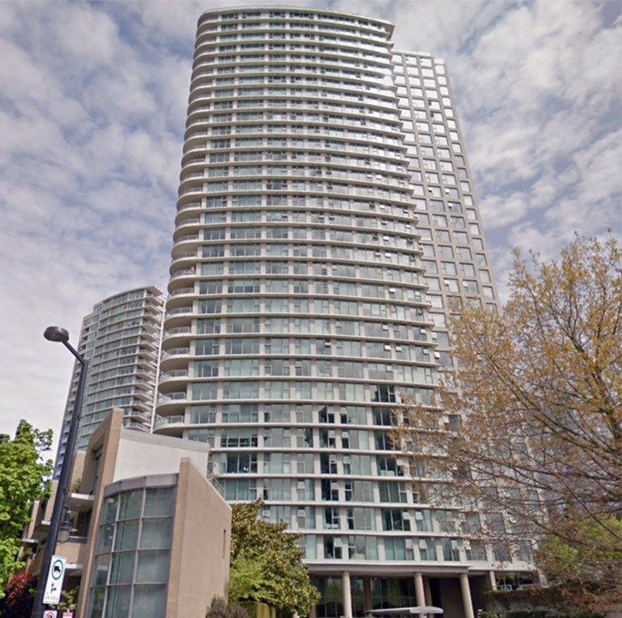 Landmark 33