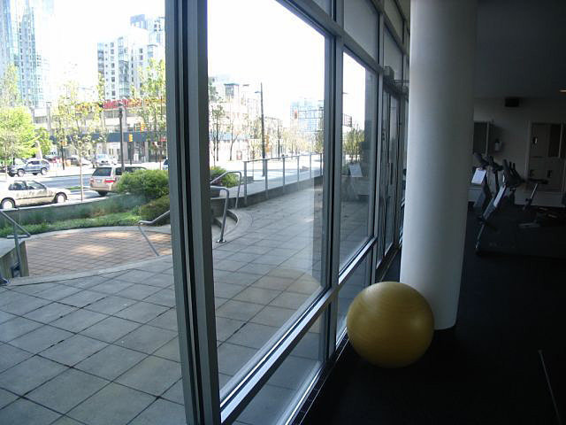 Azura II photo 7