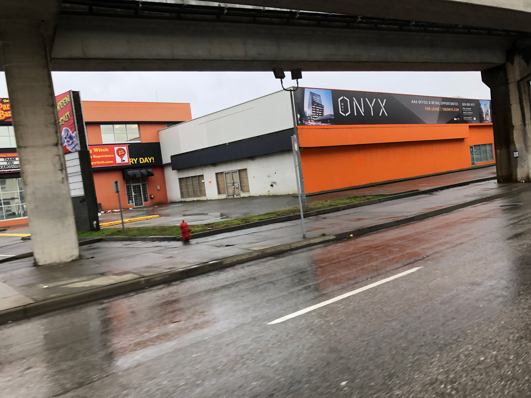 The Onyx photo 8