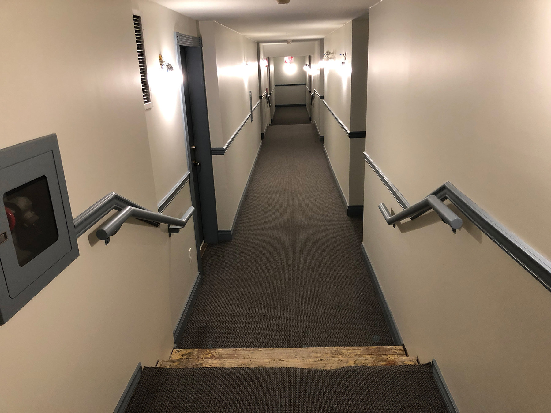 Photo 17 — click to view Kerrisdale Place photo 17